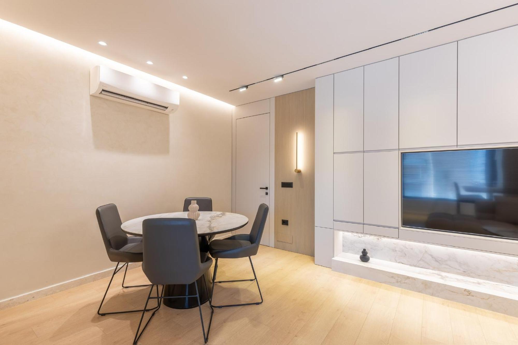 Central Inn, New Bazaar Apartment ติรานา ภายนอก รูปภาพ
